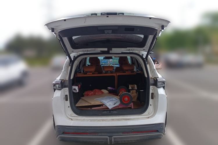 Used JETOUR Shanhai L7 2024 1.5T 120 km MAX 7-Seater Trunk
