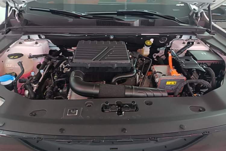 Used JETOUR Shanhai L7 2025 1.5T 120km Comfort Edition 5-Seater Engine Bay