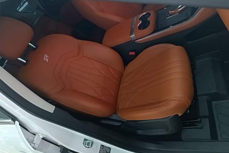 Used JETOUR Shanhai L7 2025 1.5T 120km Comfort Edition 5-Seater Right Front Seat