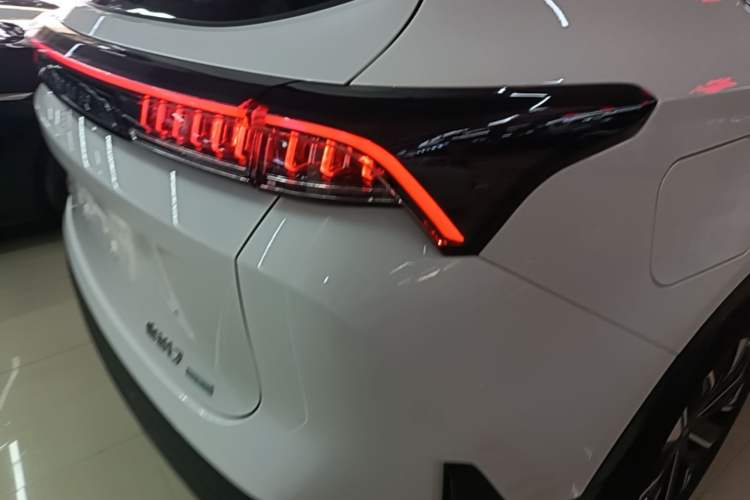Used JETOUR Shanhai L7 2025 1.5T 120km Comfort Edition 5-Seater Right Rear Taillight