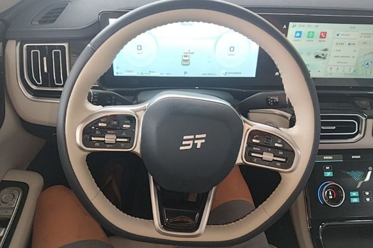 Used JETOUR Shanhai L7 2025 1.5T 120km Comfort Edition 7-Seater Steering Wheel