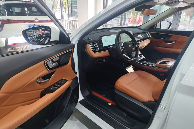 Used JETOUR Shanhai L7 2026 Model 1.5T 130km Luxury 7-seater Driver Seat