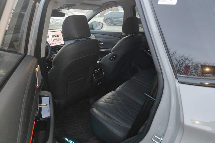 Used JETOUR Shanhai L9 2024 1.5TD 2DHT Max 7-Seater Left Rear Seat
