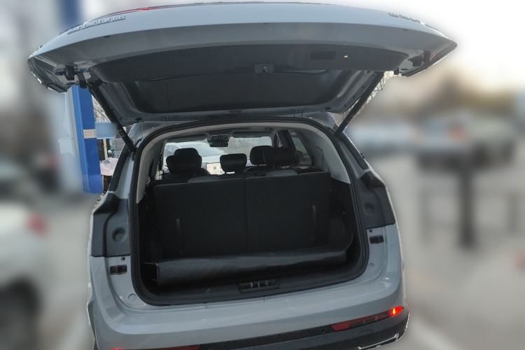 Used JETOUR Shanhai L9 2024 1.5TD 2DHT Max 7-Seater Trunk