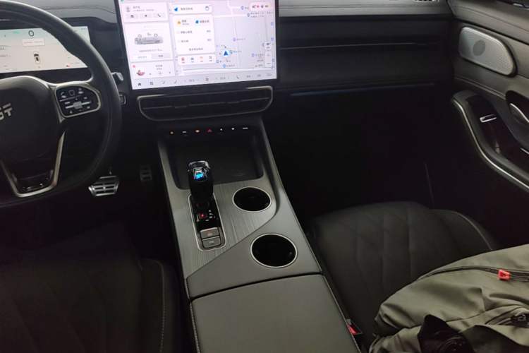 Used JETOUR Shanhai L9 2024 1.5TD 2DHT Pro 7-Seater Audio And AC Panel