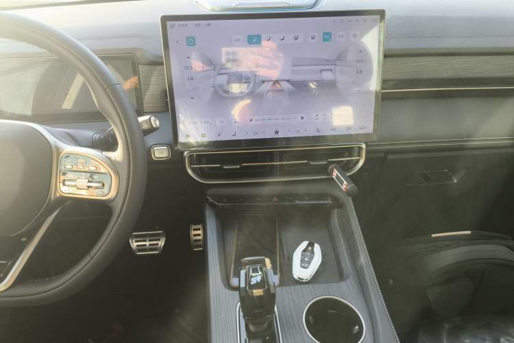 Used JETOUR Shanhai L9 2024 1.5TD 2DHT Pro 7-Seater Audio And AC Panel