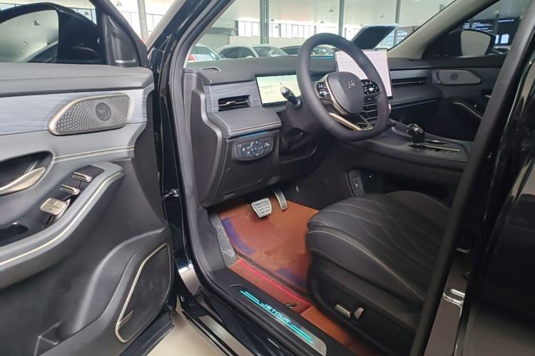 Used JETOUR Shanhai L9 2024 1.5TD 2DHT Executive Version 7-Seater Driver Seat