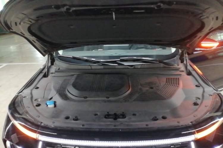Used JETOUR Shanhai L9 2024 1.5TD 2DHT Pro 7-Seater Engine Bay