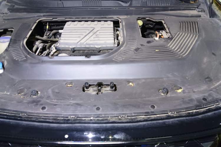 Used JETOUR Shanhai L9 2024 1.5TD 2DHT Pro 7-Seater Engine Bay