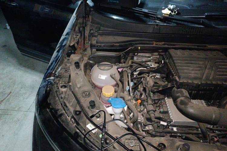 Used JETOUR Shanhai L9 2024 1.5TD 2DHT Pro 5-Seater Engine Bay Right