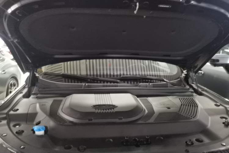 Used JETOUR Shanhai L9 2024 1.5TD 2DHT Pro 7-Seater Engine Bay