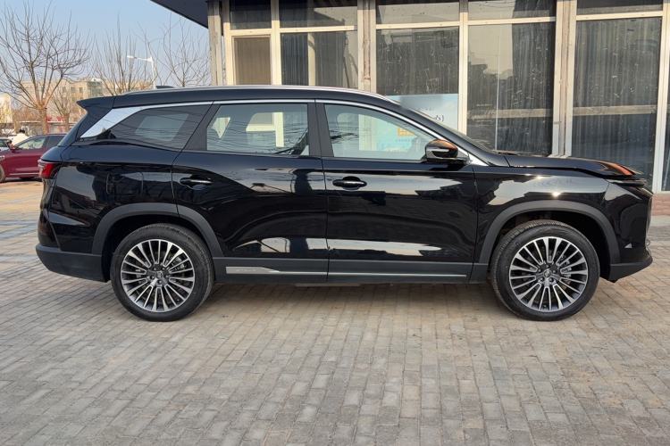 Used JETOUR Shanhai L9 2024 1.5TD 2DHT Pro 7-Seater Exterior 2