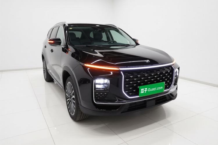 Used JETOUR Shanhai L9 2024 1.5TD 2DHT Pro 7-Seater Front Right 45 Deg