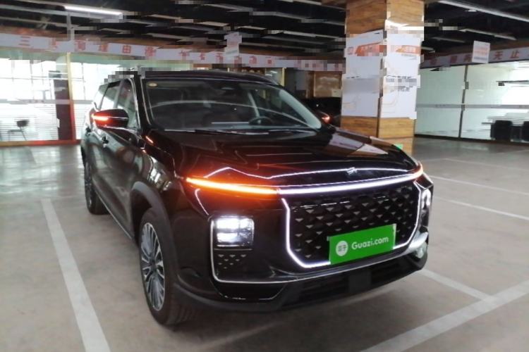 Used JETOUR Shanhai L9 2024 1.5TD 2DHT Pro 7-Seater Front Right 45 Deg