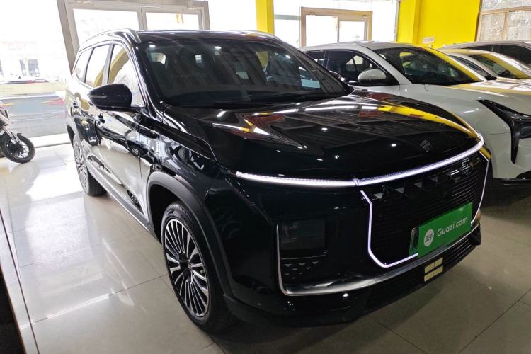 Used JETOUR Shanhai L9 2024 1.5TD 2DHT Pro 5-Seater Front Right 45 Deg
