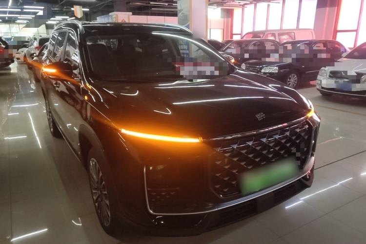 Used JETOUR Shanhai L9 2024 1.5TD 2DHT Pro 7-Seater Front Right 45 Deg