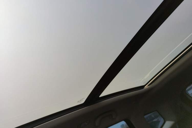 Used JETOUR Shanhai L9 2024 1.5TD 2DHT Air 7-Seater Headliner