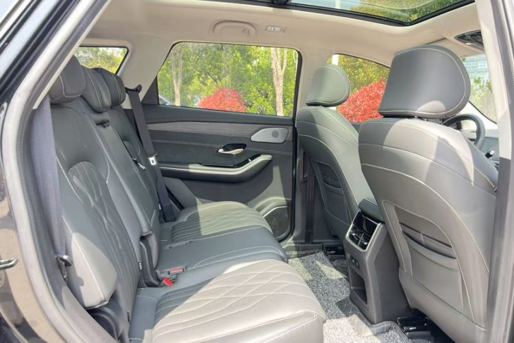 Used JETOUR Shanhai L9 2024 1.5TD 2DHT Pro 7-Seater Interior 1
