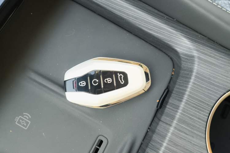 Used JETOUR Shanhai L9 2024 1.5TD 2DHT Pro 7-Seater Interior 1