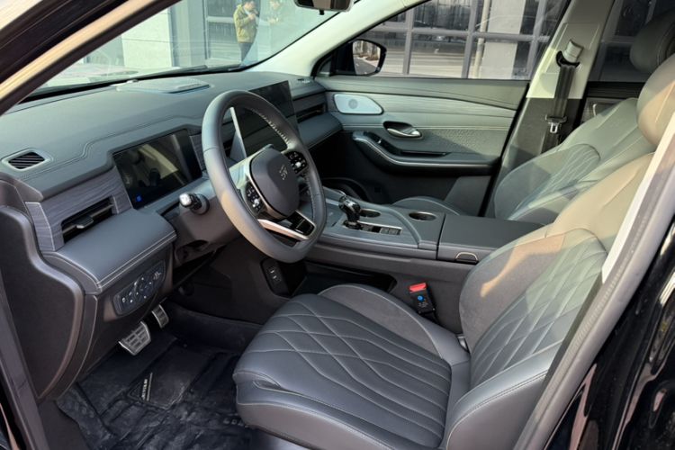 Used JETOUR Shanhai L9 2024 1.5TD 2DHT Pro 7-Seater Interior 10