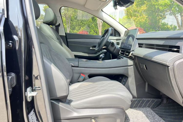Used JETOUR Shanhai L9 2024 1.5TD 2DHT Pro 7-Seater Interior 2