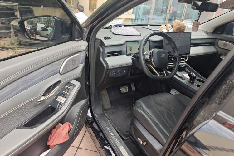 Used JETOUR Shanhai L9 2024 1.5TD 2DHT Pro 7-Seater Interior 3