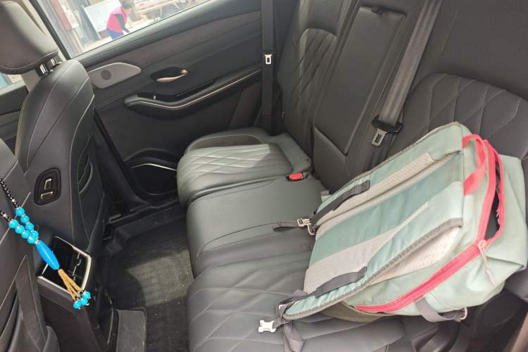 Used JETOUR Shanhai L9 2024 1.5TD 2DHT Pro 7-Seater Interior 4