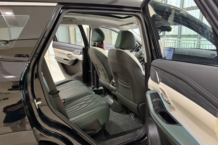 Used JETOUR Shanhai L9 2024 1.5TD 2DHT Pro 5-Seater Interior 7