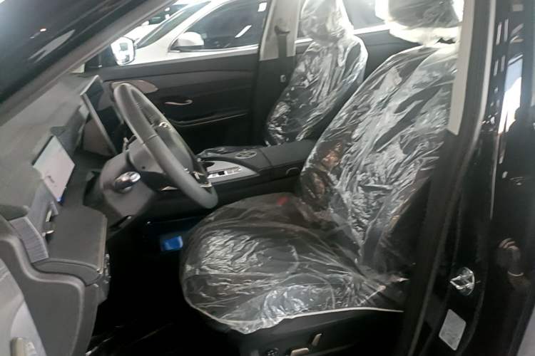 Used JETOUR Shanhai L9 2024 1.5TD 2DHT Pro 7-Seater Left Front Seat