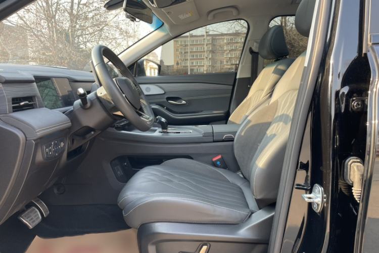 Used JETOUR Shanhai L9 2024 1.5TD 2DHT Air 5-Seater Left Front Seat