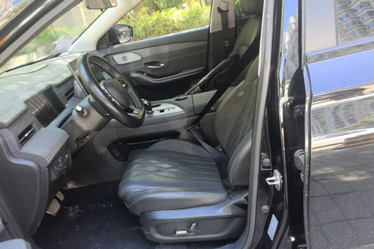 Used JETOUR Shanhai L9 2024 1.5TD 2DHT Air 7-Seater Left Front Seat