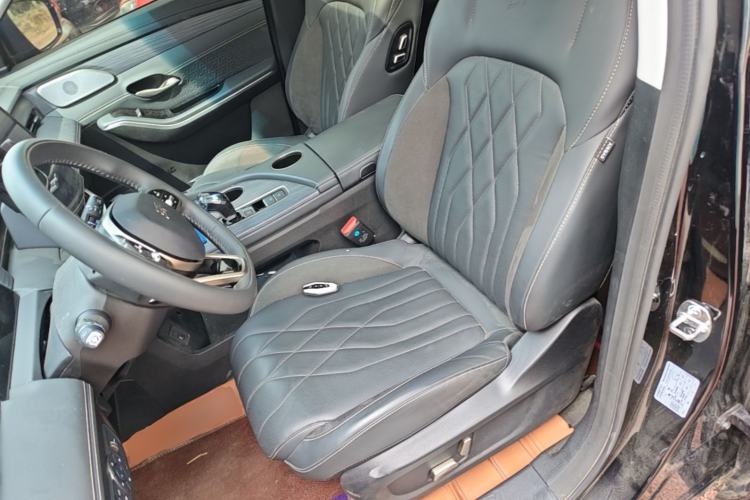 Used JETOUR Shanhai L9 2024 1.5TD 2DHT Air 7-Seater Left Front Seat