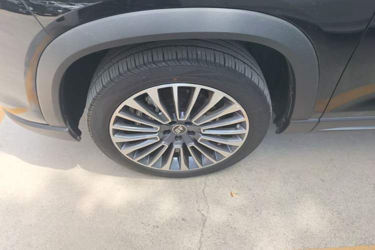 Used JETOUR Shanhai L9 2024 1.5TD 2DHT Pro 5-Seater Left Front Wheel Hub