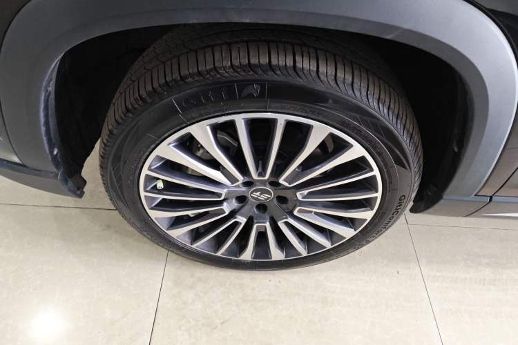 Used JETOUR Shanhai L9 2024 1.5TD 2DHT Pro 5-Seater Left Front Wheel Hub