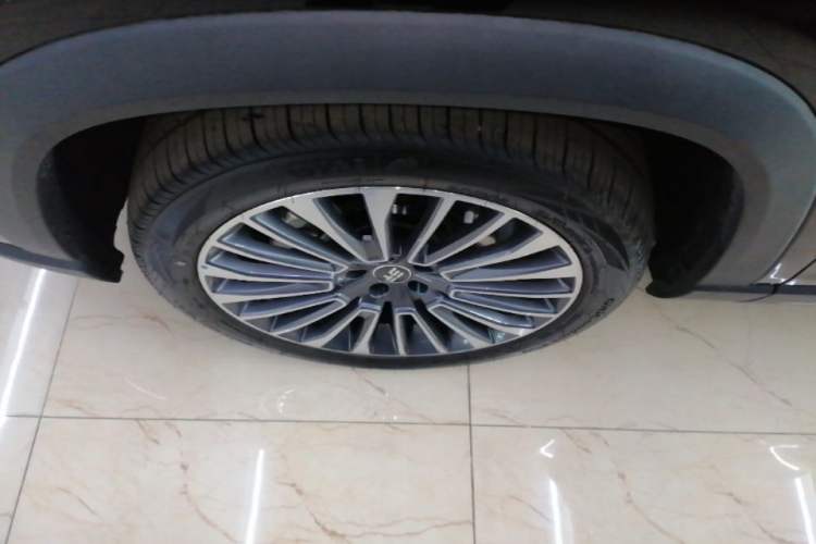 Used JETOUR Shanhai L9 2024 1.5TD 2DHT Pro 7-Seater Left Front Wheel Hub