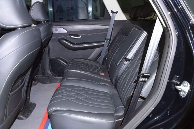 Used JETOUR Shanhai L9 2024 1.5TD 2DHT Pro 7-Seater Left Rear Seat
