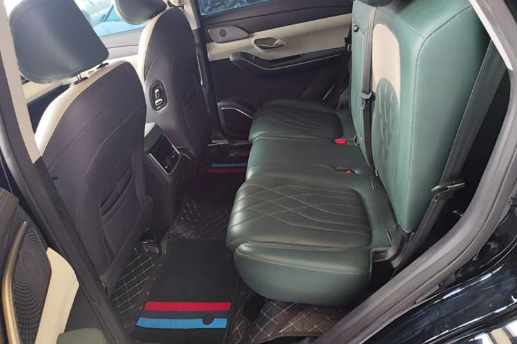 Used JETOUR Shanhai L9 2024 1.5TD 2DHT Pro 7-Seater Left Rear Seat