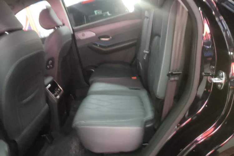 Used JETOUR Shanhai L9 2024 1.5TD 2DHT Pro 7-Seater Left Rear Seat