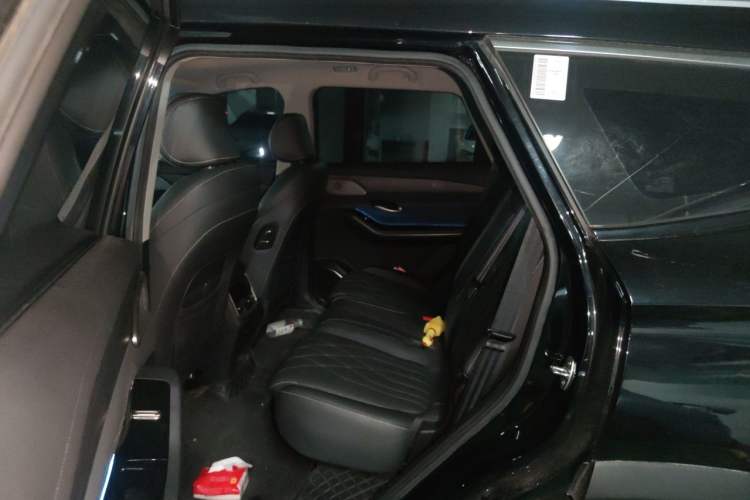 Used JETOUR Shanhai L9 2024 1.5TD 2DHT Pro 7-Seater Left Rear Seat