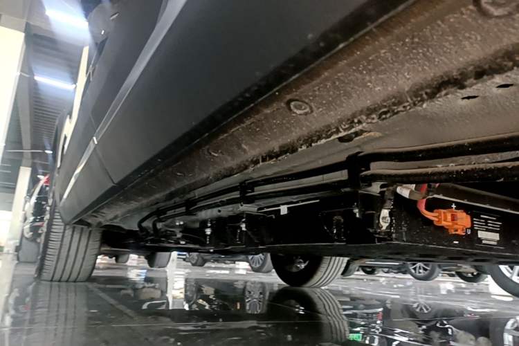 Used JETOUR Shanhai L9 2024 1.5TD 2DHT Pro 7-Seater Left Side Sill