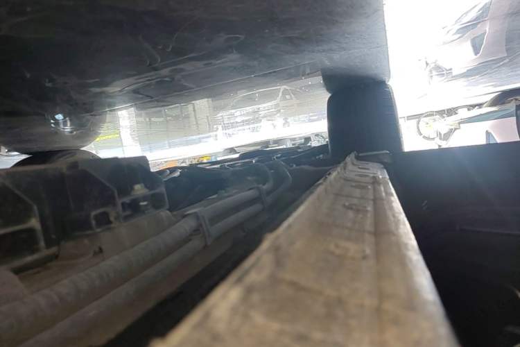 Used JETOUR Shanhai L9 2024 1.5TD 2DHT Pro 7-Seater Left Side Sill