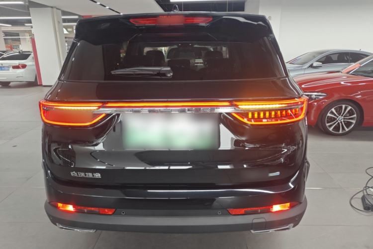 Used JETOUR Shanhai L9 2024 1.5TD 2DHT Executive Edition 5 Seats Rear