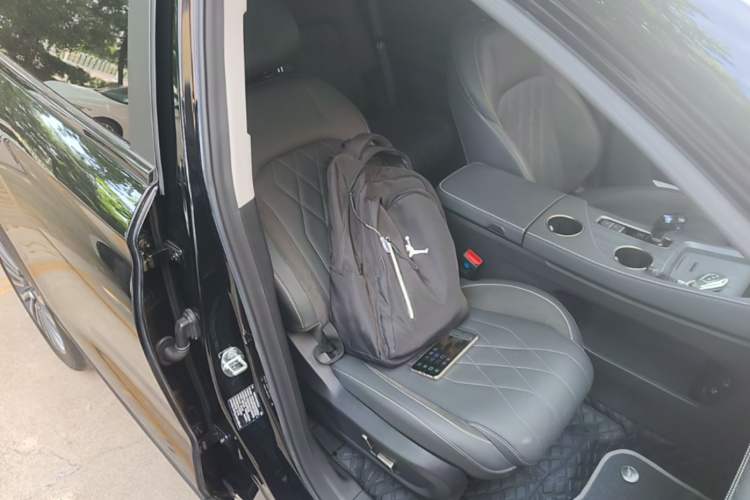 Used JETOUR Shanhai L9 2024 1.5TD 2DHT Pro 5-Seater Right Front Seat