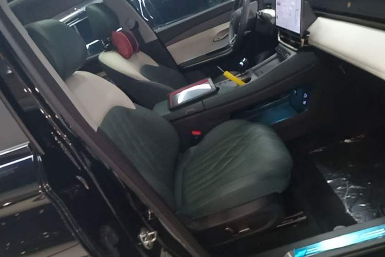 Used JETOUR Shanhai L9 2024 1.5TD 2DHT Pro 5-Seater Right Front Seat