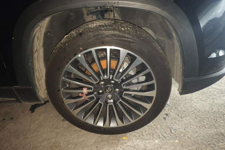Used JETOUR Shanhai L9 2024 1.5TD 2DHT Pro 5-Seater Right Front Wheel Hub