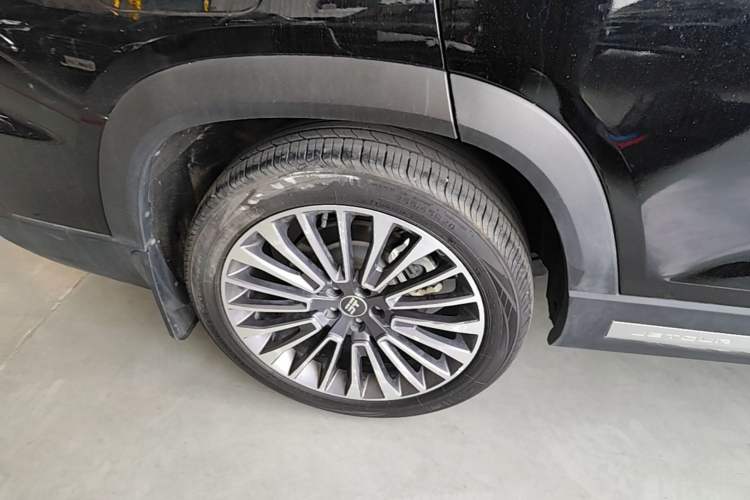 Used JETOUR Shanhai L9 2024 1.5TD 2DHT Pro 7-Seater Right Rear Wheel Hub