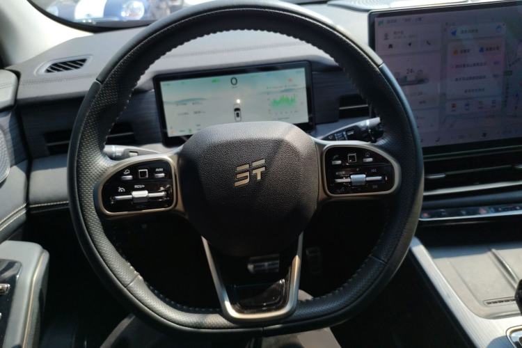 Used JETOUR Shanhai L9 2024 1.5TD 2DHT Air 7-Seater Steering Wheel