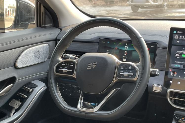 Used JETOUR Shanhai L9 2024 1.5TD 2DHT Air 5-Seater Steering Wheel