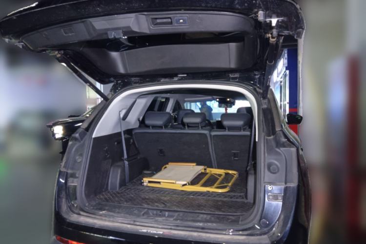 Used JETOUR Shanhai L9 2024 1.5TD 2DHT Pro 7-Seater Trunk