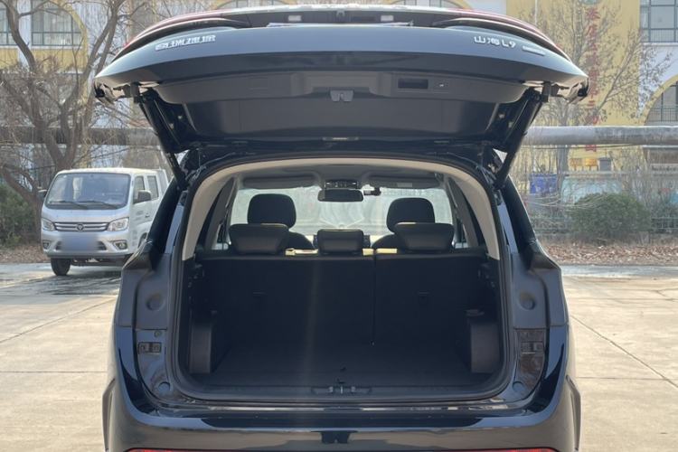 Used JETOUR Shanhai L9 2024 1.5TD 2DHT Air 5-Seater Trunk